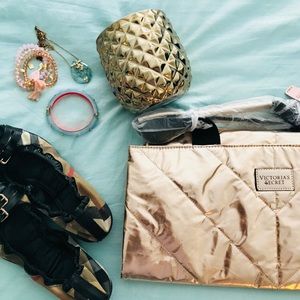 NWT VS Rose Gold Metallic tote bag